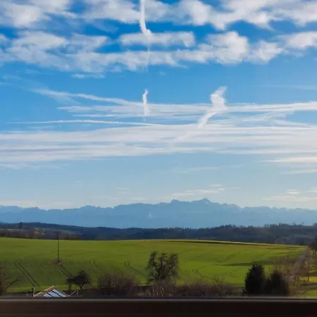 Mit Alpenpanorama Deggenhausertal